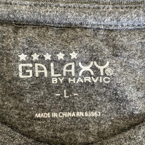 Set of Men's Galaxy By Harvic Thermal Tops - Picture 8 of 9